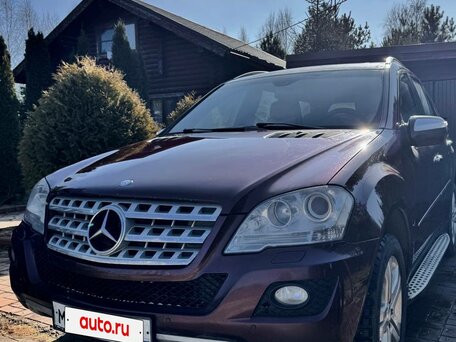 2008 Mercedes-Benz M-Класс 350 II (W164) Рестайлинг, красный, 1050000 рублей, вид 1