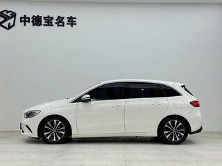 2022 Mercedes-Benz B-Класс 180 III (W247), белый, 1420000 рублей, вид 3