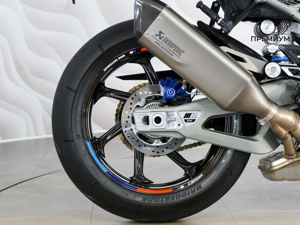 2025 BMW M 1000 R, чёрный, 2899000 рублей - вид 8