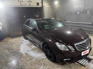 2010 Mercedes-Benz E-Класс 250 5G-Tronic IV (W212, S212, C207), коричневый, 1100000 рублей, вид 3