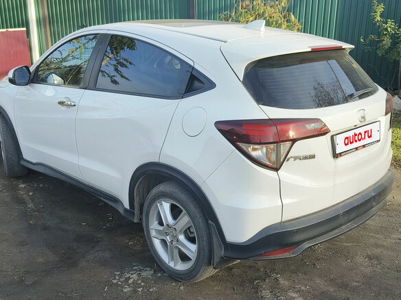 2020 Honda Vezel I Рестайлинг, белый, 1900000 рублей - вид 3