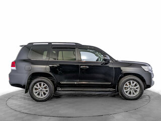2020 Toyota Land Cruiser 200 Series Рестайлинг 2, чёрный, 7250000 рублей, вид 4