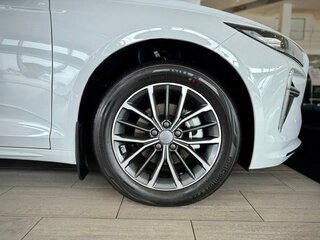 2026 Geely Preface I, белый, 3329990 рублей, вид 2