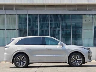 2024 Li Auto (Lixiang) L6 I, серебристый, 5509055 рублей, вид 5
