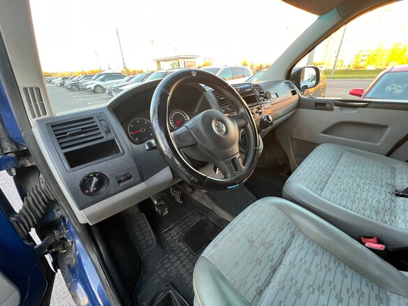 2010 Volkswagen Transporter T5 Рестайлинг, синий, 990000 рублей - вид 10