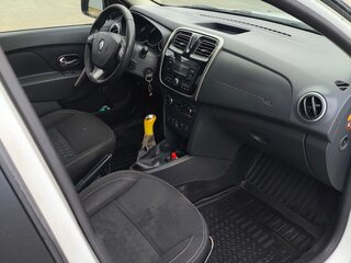 2015 Renault Logan II, белый, 360000 рублей, вид 4