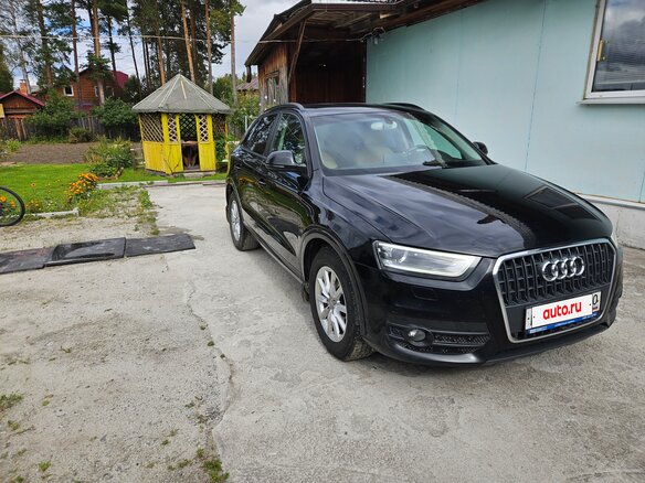 2014 Audi Q3 I (8U), чёрный, 1600000 рублей - вид 2