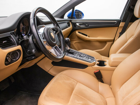 2017 Porsche Macan I, голубой, 3245000 рублей - вид 9