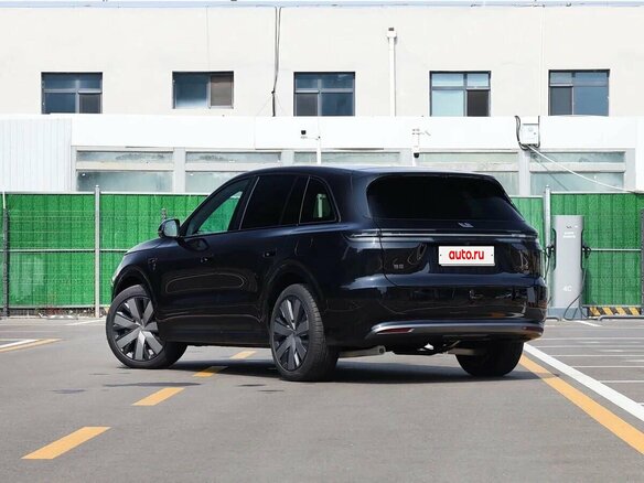 2026 Li Auto (Lixiang) L6 II, чёрный, 7730000 рублей - вид 2