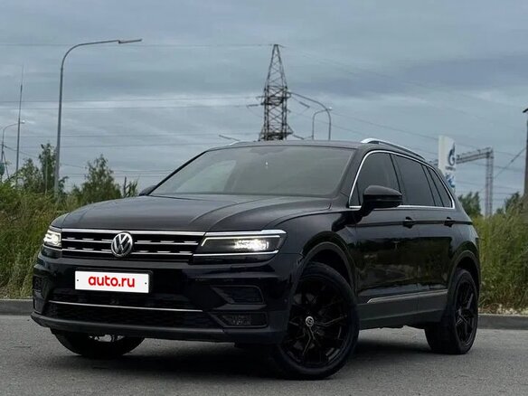 2017 Volkswagen Tiguan II, чёрный, 3440000 рублей - вид 8