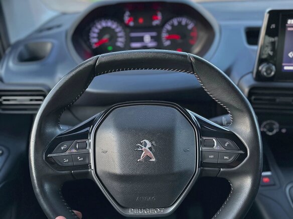 2023 Peugeot Rifter L1 I, серый, 2800000 рублей - вид 14