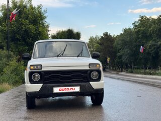 2018 Lada (ВАЗ) 2121 (4x4) Urban I Рестайлинг, белый, 560000 рублей, вид 1