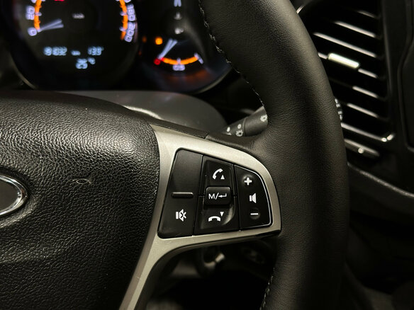 2021 Lada (ВАЗ) Vesta I, белый, 670000 рублей - вид 13