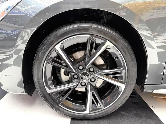 2023 Audi A3 35 TFSI Long IV (8Y), серый, 1800000 рублей - вид 10