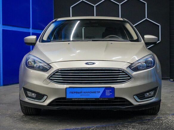 2018 Ford Focus III Рестайлинг, серый, 920000 рублей - вид 3