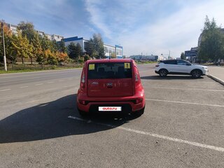 2013 Kia Soul I Рестайлинг, красный, 850000 рублей, вид 5