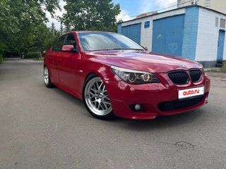 2008 BMW 5 серии 525i V (E60/E61) Рестайлинг, красный, 1450000 рублей, вид 3