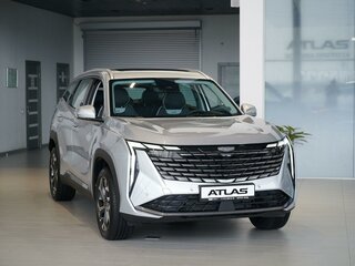 2026 Geely Atlas II, серебристый, 4119990 рублей, вид 4