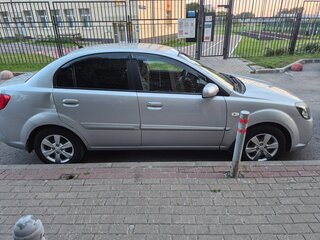 2011 Kia Rio II Рестайлинг, серый, 450000 рублей, вид 3