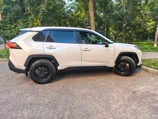 2020 Toyota RAV4 V (XA50), белый, 2500000 рублей, вид 5