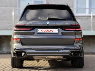 2026 BMW X7 40d I (G07) Рестайлинг, серый, 17750000 рублей, вид 4