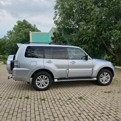 2011 Mitsubishi Pajero IV Рестайлинг 1, серебристый, 1500000 рублей, вид 3