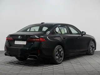 2026 BMW 5 серии 540d xDrive VIII (G60/G61/G68), чёрный, 14150000 рублей, вид 2
