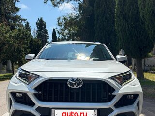 2022 Toyota RAV4 V (XA50), белый, 3850000 рублей, вид 3