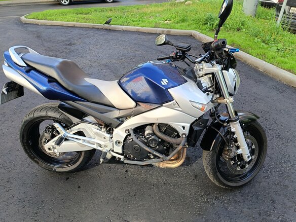 2006 Suzuki GSR 600, синий, 350000 рублей - вид 1