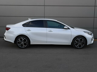 2020 Kia Cerato IV, белый, 1879000 рублей, вид 4