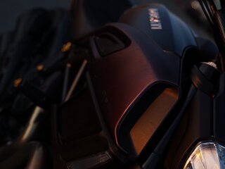 2015 Ducati Diavel, чёрный, 999999 рублей, вид 3