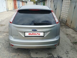 2010 Ford Focus II Рестайлинг, серебристый, 670000 рублей, вид 4