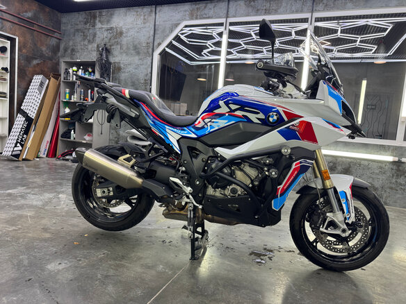 2021 BMW S 1000 XR, белый, 1899000 рублей - вид 4