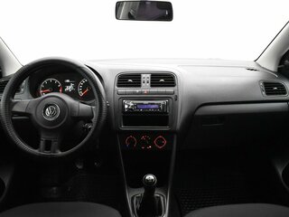 2015 Volkswagen Polo V, серый, 710000 рублей, вид 5