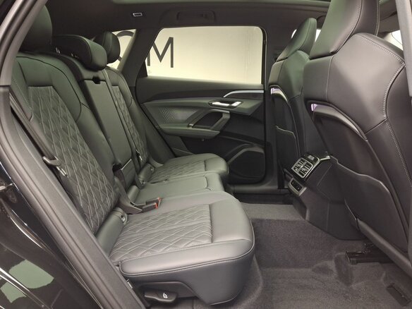 2026 Audi Q5 L III (GU), чёрный, 6930000 рублей - вид 7