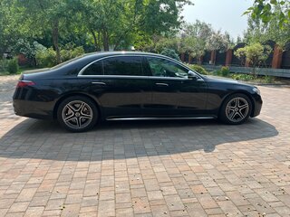 2021 Mercedes-Benz S-Класс 350 d Long 4MATIC VII (W223), чёрный, 7498000 рублей, вид 2