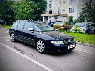 1999 Audi A4 I (B5) Рестайлинг, чёрный, 490000 рублей, вид 1