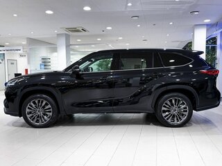 2026 Toyota Highlander IV (XU70), чёрный, 5750000 рублей, вид 4