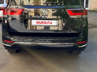 2021 Toyota Land Cruiser 300 Series, чёрный, 8850000 рублей, вид 3