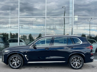 2025 BMW X5 Long 30Li IV (G05/G18) Рестайлинг, чёрный, 9690000 рублей, вид 5