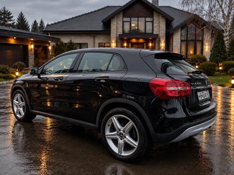 2014 Mercedes-Benz GLA 250 I (X156), чёрный, 1700000 рублей, вид 4