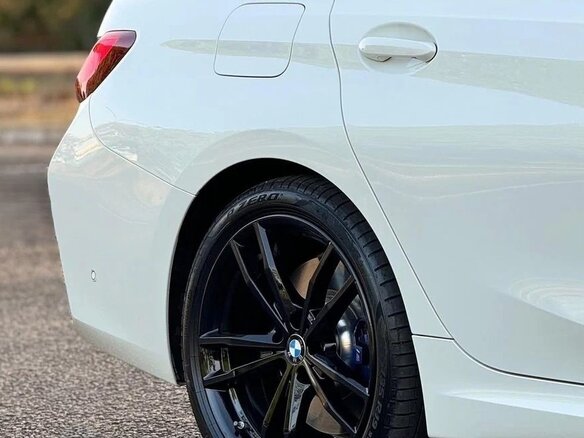 2023 BMW 3 серии Long 320Li VII (G2x) Рестайлинг, белый, 2980000 рублей - вид 2