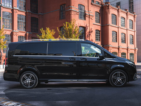 2025 Mercedes-Benz V-Класс Extra Long 300 d экстра длинный III (W447) Рестайлинг 2, чёрный, 19000000 рублей, вид 4