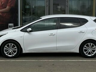 2014 Kia Ceed II, белый, 1150000 рублей, вид 5