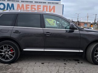 2007 Volkswagen Touareg I Рестайлинг, чёрный, 990000 рублей, вид 3