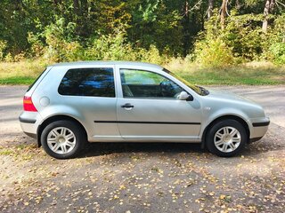 2002 Volkswagen Golf IV, серебристый, 300000 рублей, вид 5