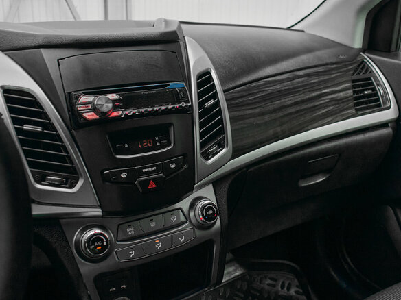 2013 SsangYong Actyon II Рестайлинг, чёрный, 820000 рублей - вид 14