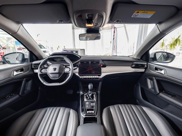 2026 Peugeot 408 II Рестайлинг 2, белый, 3799000 рублей - вид 9