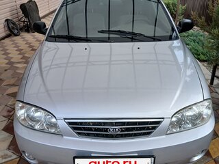 2004 Kia Spectra I Рестайлинг 2, серебристый, 280000 рублей, вид 1