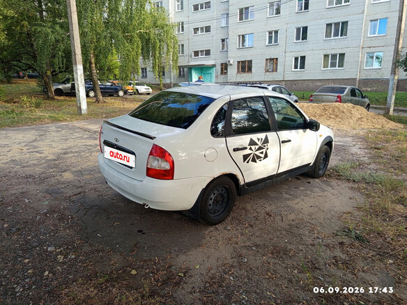 2010 Lada (ВАЗ) Kalina I, белый, 220000 рублей - вид 13